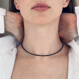 შავი Spinel Choker